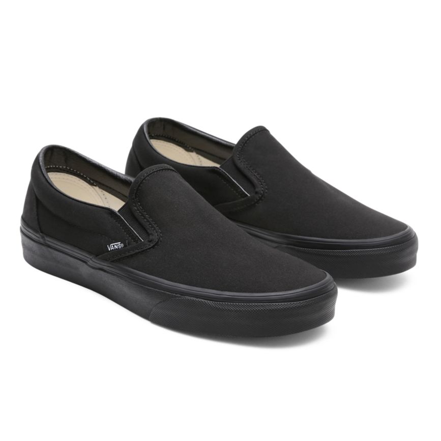 Black Vans Classic Slip-on Shoes | VN139I0FM10